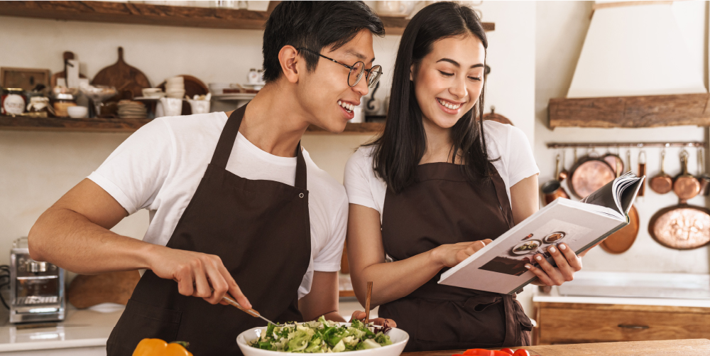 Jóvenes cocineros y pasteleros